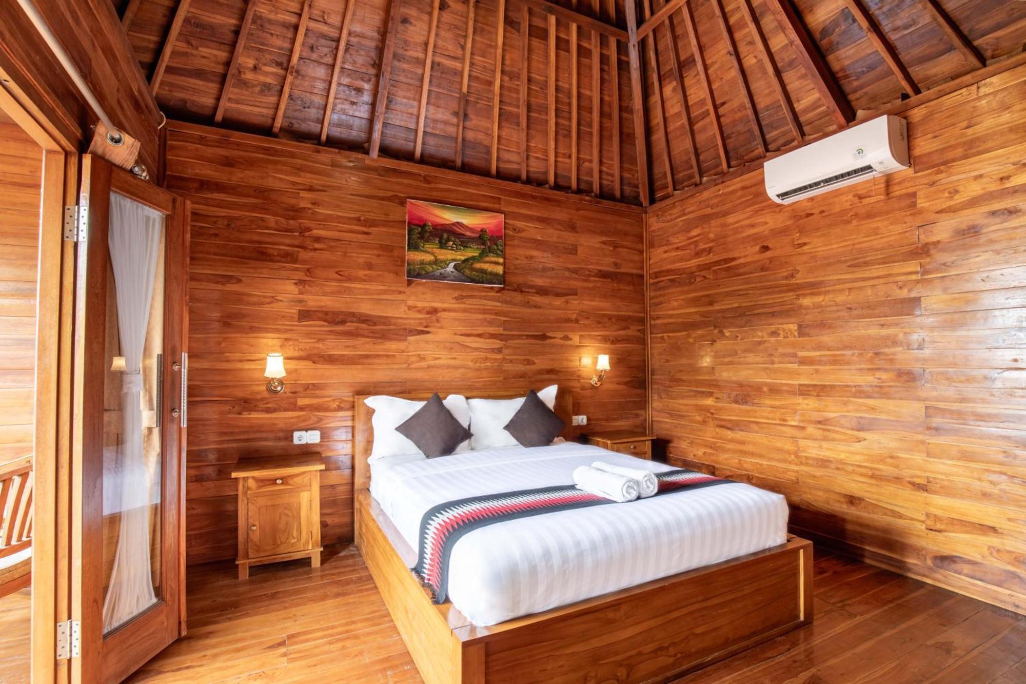 Coconut Hill Cottage Batununggul Exterior photo